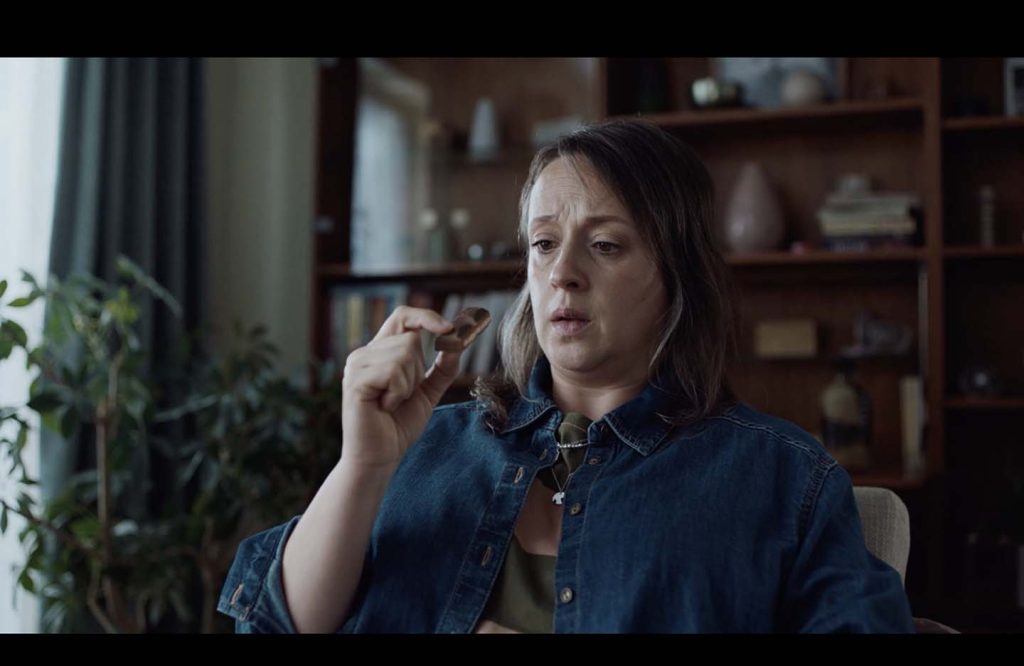 Cadbury Dairy Milk creates distracted insert1