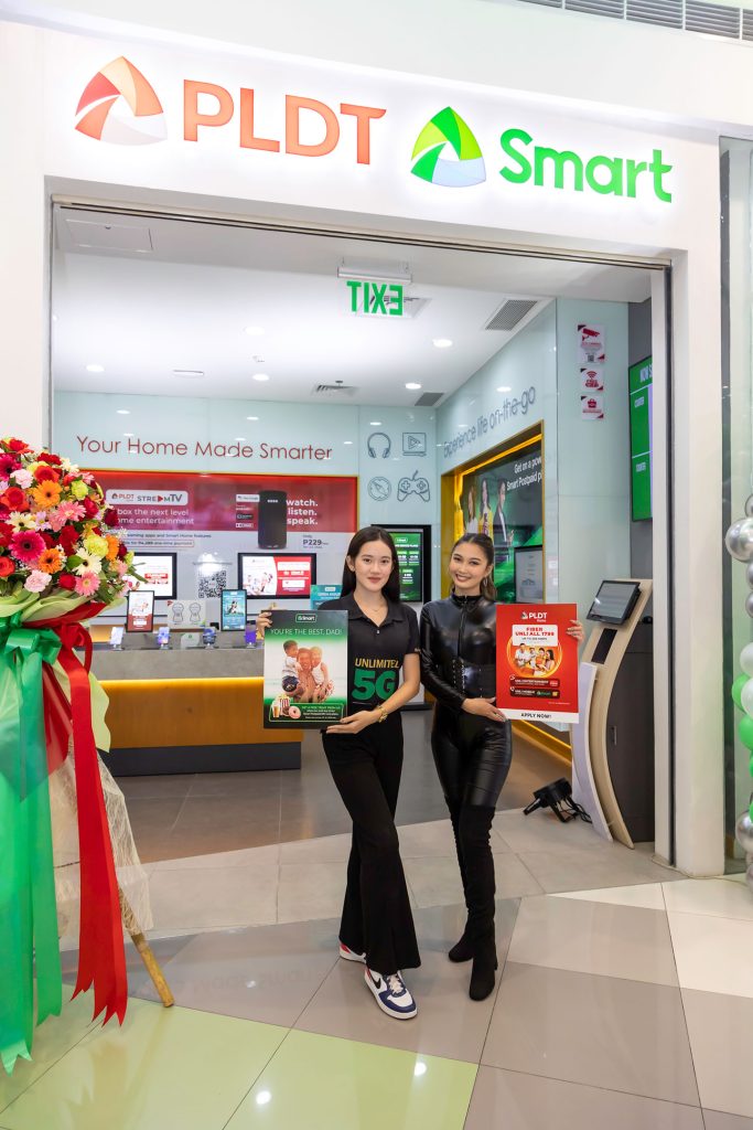 PLDT and Smart launch Experience Hubs for customers in Olongapo and Dumaguete INS2