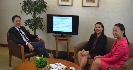 Futurecasting's Francis Kong with guest Caleen Obias and Insular Life's Amy Tamayo