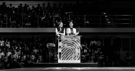 CNNPH Pia Hontiveros and Pinky Webb 563.jpg