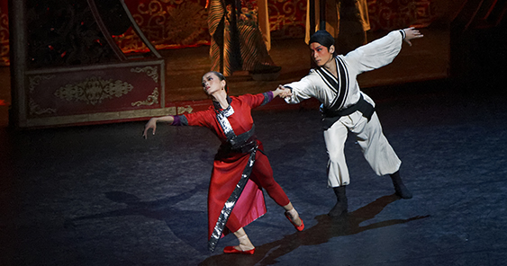 dancers_wang_qimin_and_li_jun1.jpg