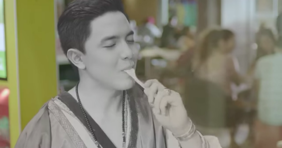 alden_richards_mcdo_prinsipe_carinoso.png