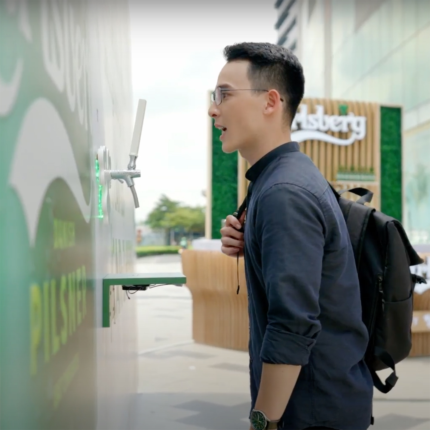 Happiness Saigon introduces Carlsberg in Vietnam by rewarding correct