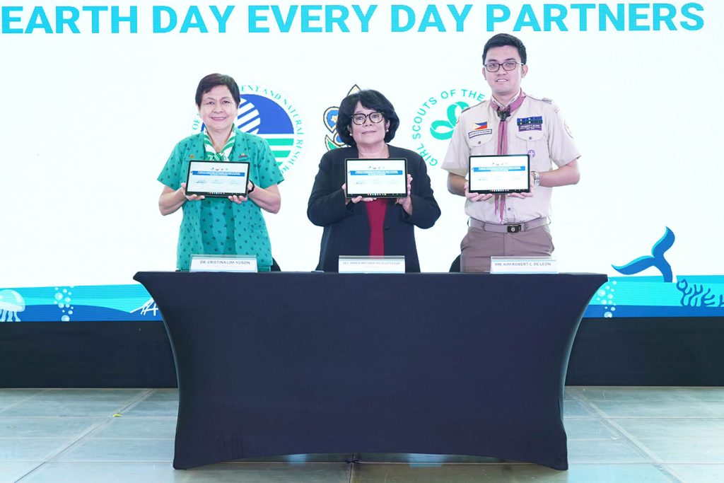 Building a greener future SM Supermalls DENR and partners launch Earth Day Every Day Project INS 6