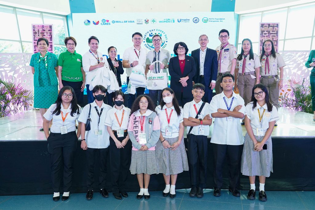 Building a greener future SM Supermalls DENR and partners launch Earth Day Every Day Project INS 8